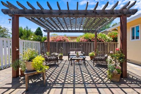 81 Temelec Circle Sonoma CA 95476