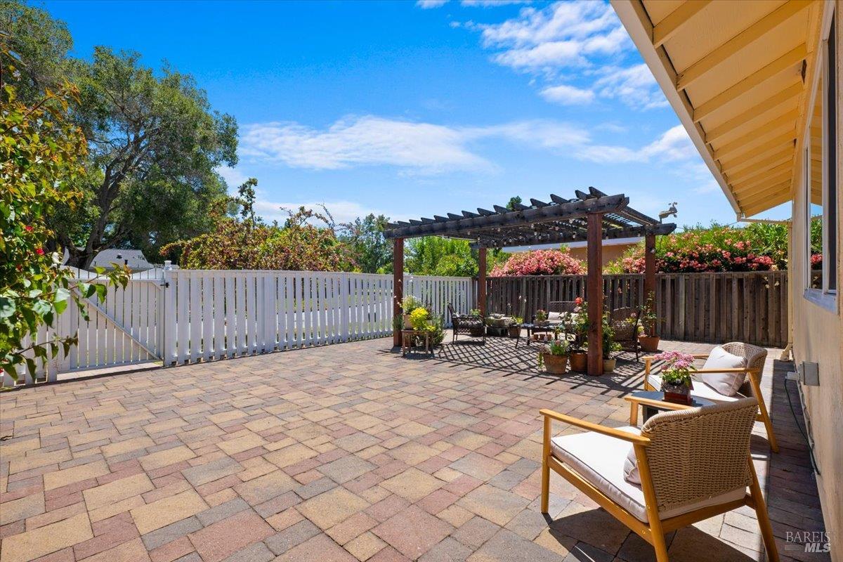 81 Temelec Circle Sonoma CA 95476