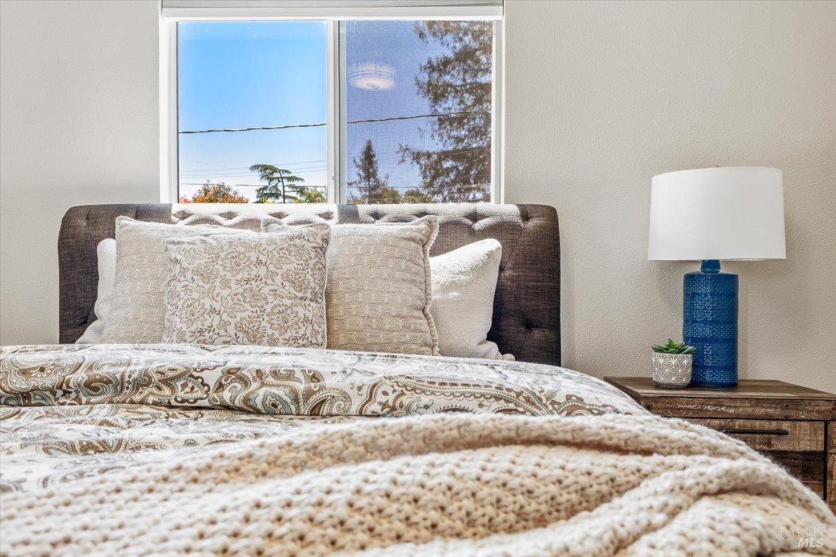 1817 Peoria Court Santa Rosa CA 95405