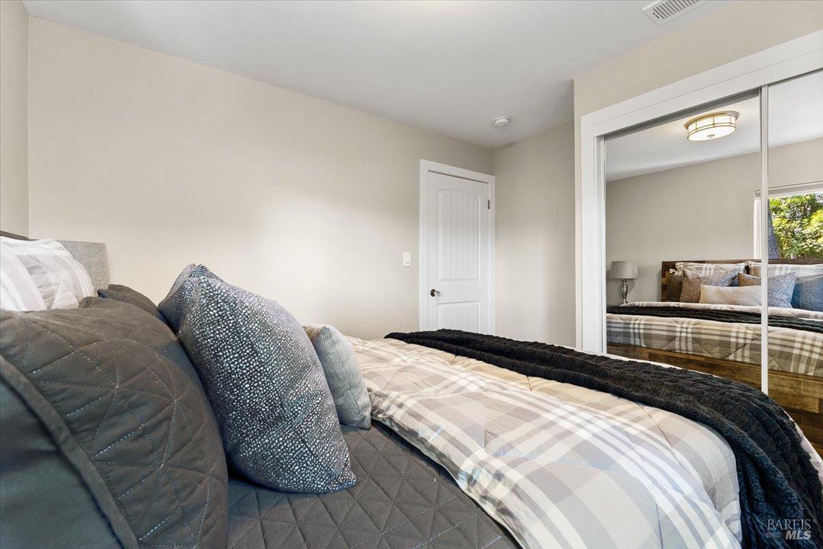 1817 Peoria Court Santa Rosa CA 95405