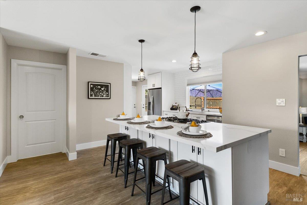 1817 Peoria Court Santa Rosa CA 95405
