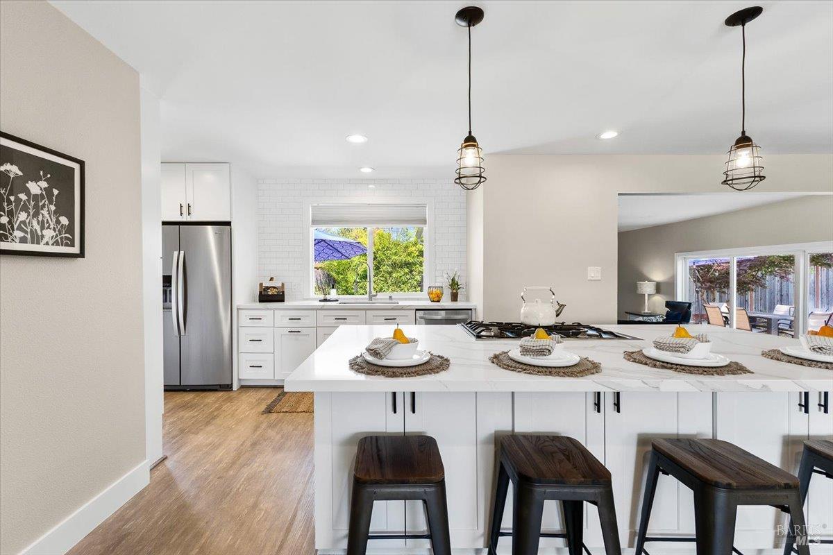 1817 Peoria Court Santa Rosa CA 95405