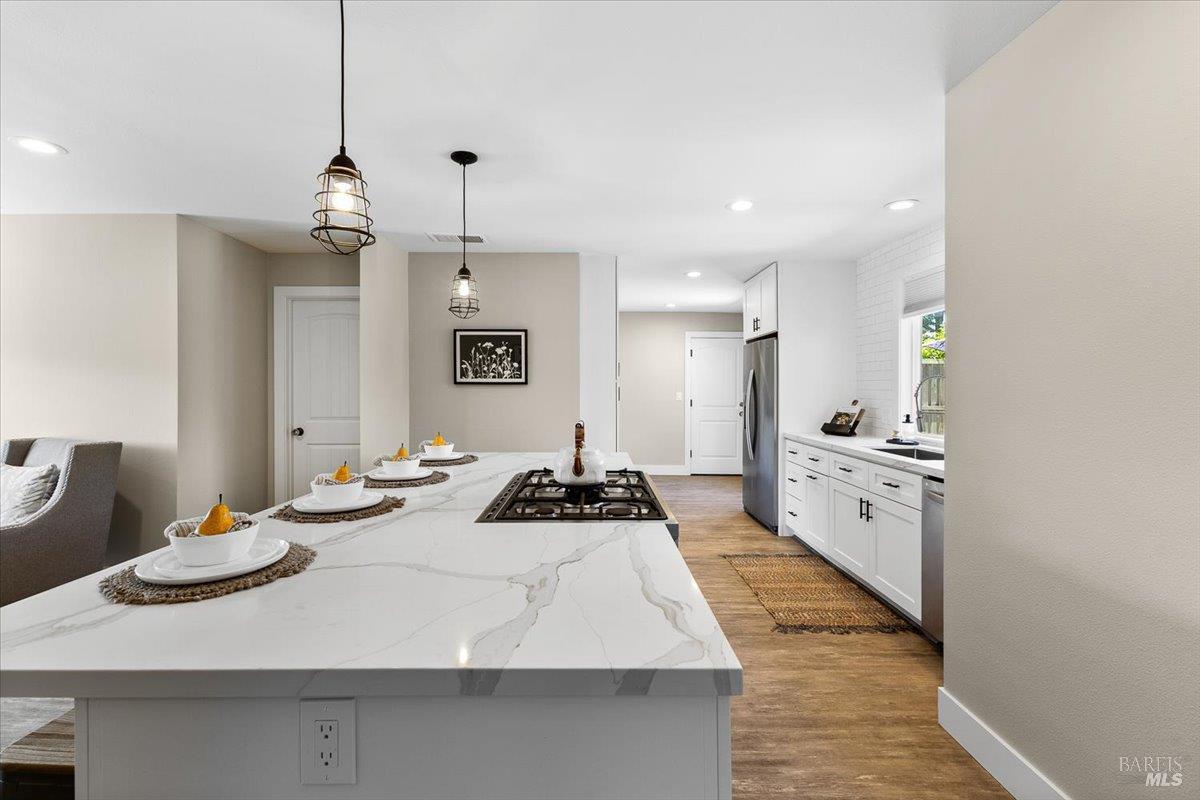 1817 Peoria Court Santa Rosa CA 95405
