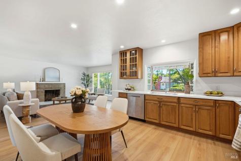 13 El Rose Drive Petaluma CA 94952