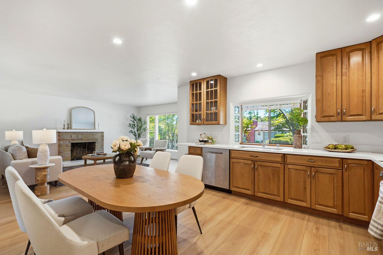 13 El Rose Drive Petaluma CA 94952