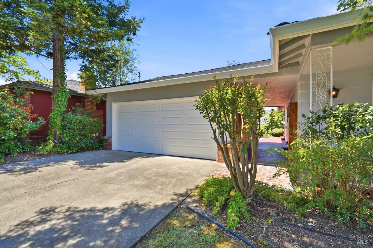 13 El Rose Drive Petaluma CA 94952