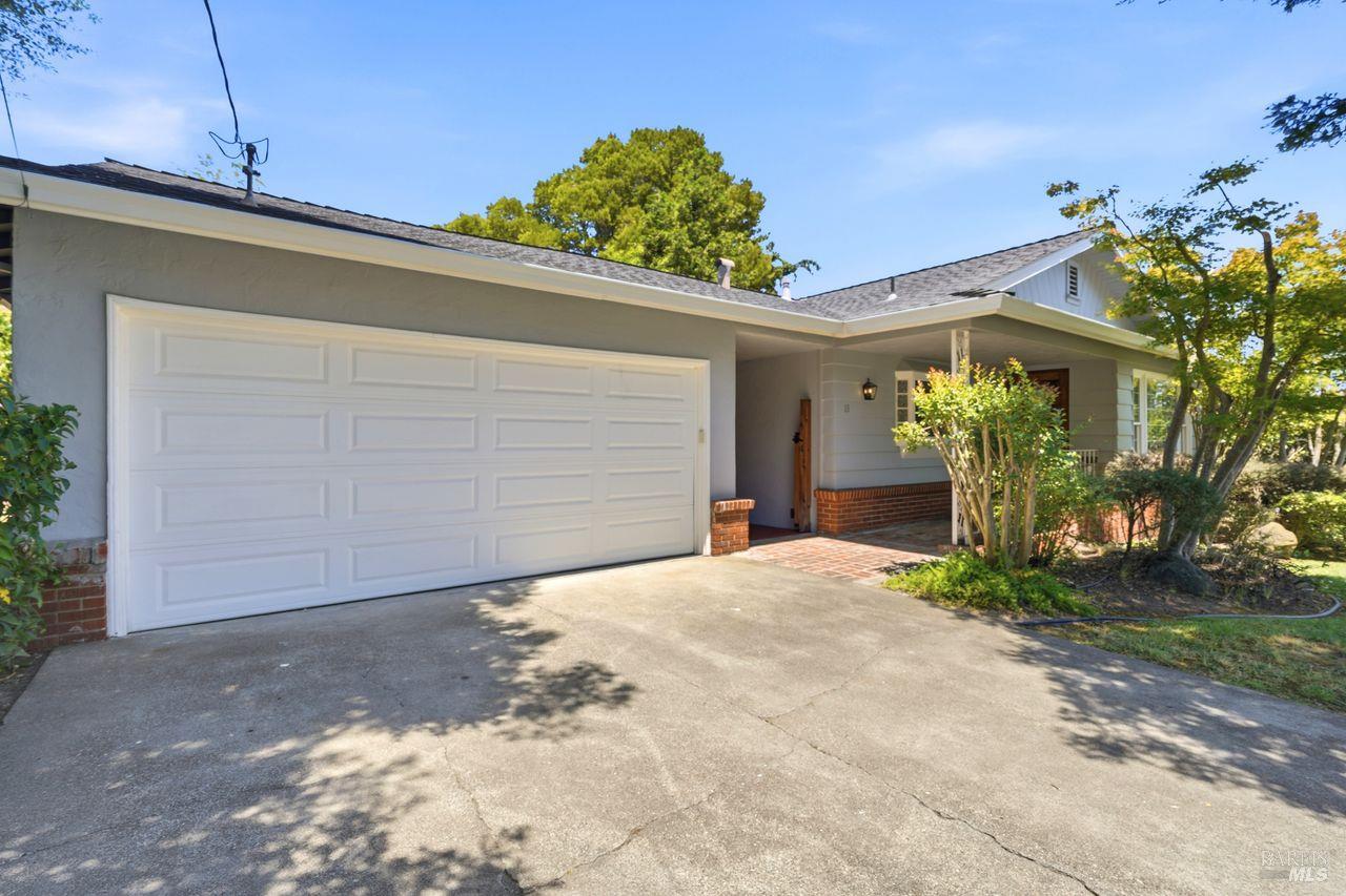 13 El Rose Drive Petaluma CA 94952