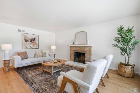 13 El Rose Drive Petaluma CA 94952