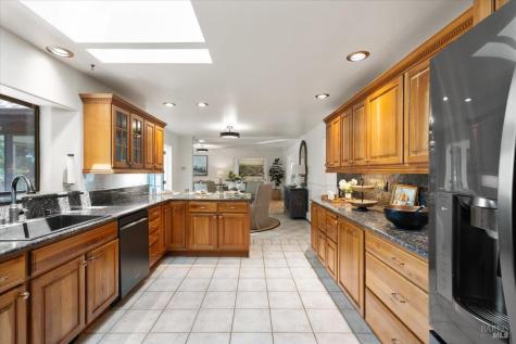 8550 Templeman Road Forestville CA 95436