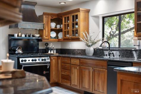 8550 Templeman Road Forestville CA 95436