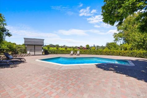 8550 Templeman Road Forestville CA 95436