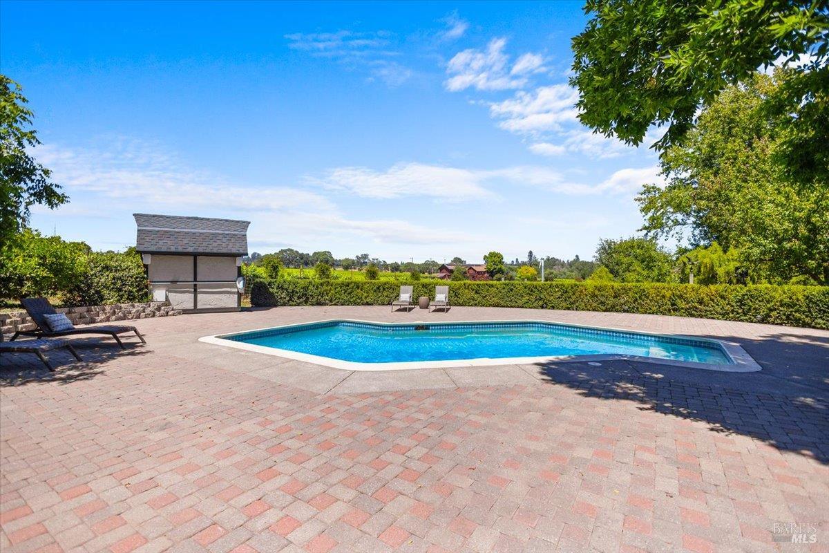 8550 Templeman Road Forestville CA 95436