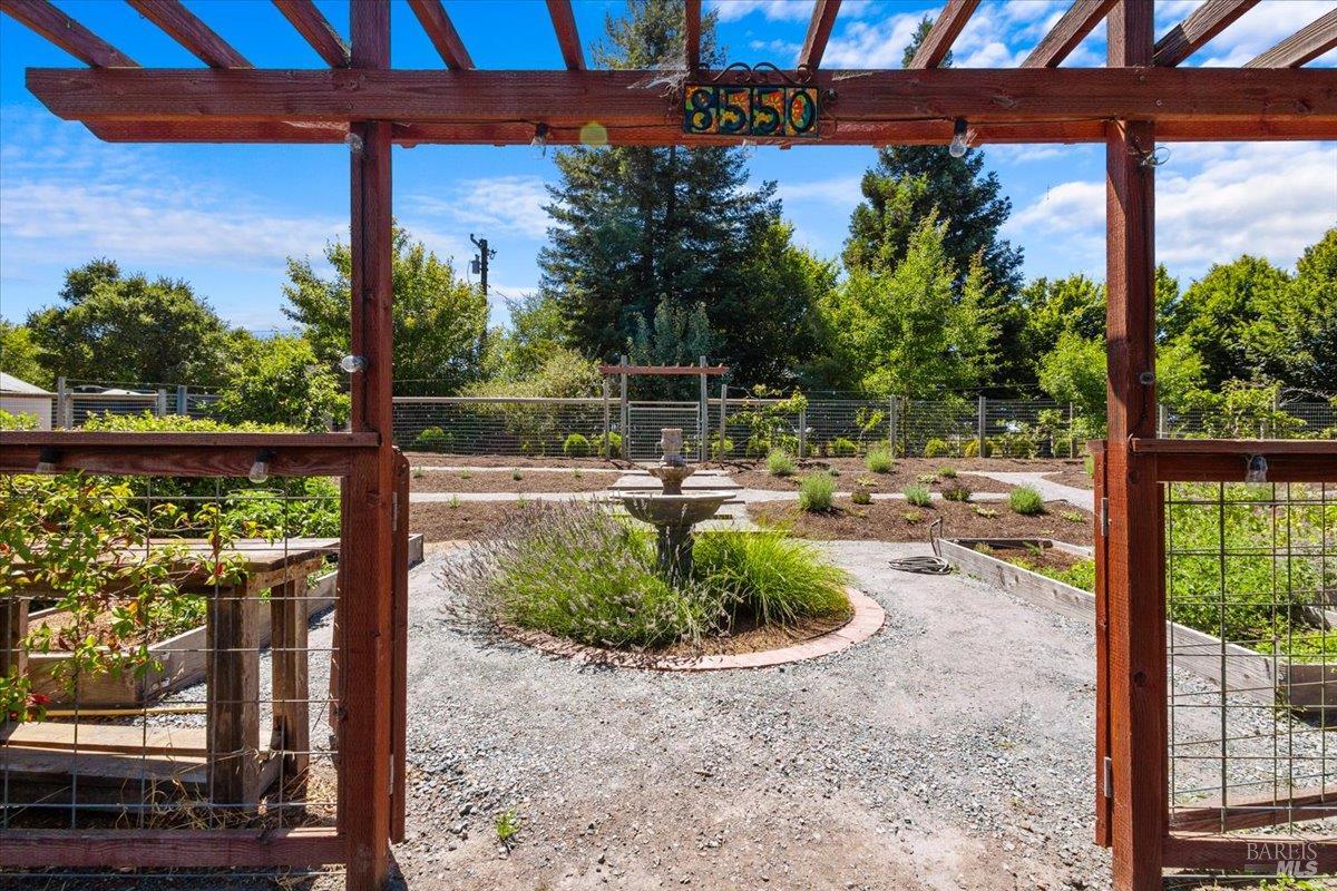 8550 Templeman Road Forestville CA 95436