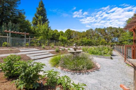 8550 Templeman Road Forestville CA 95436