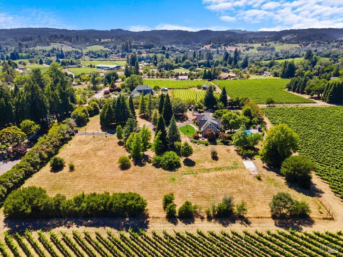 8550 Templeman Road Forestville CA 95436