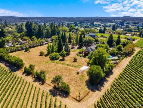 8550 Templeman Road Forestville CA 95436