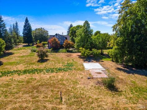 8550 Templeman Road Forestville CA 95436