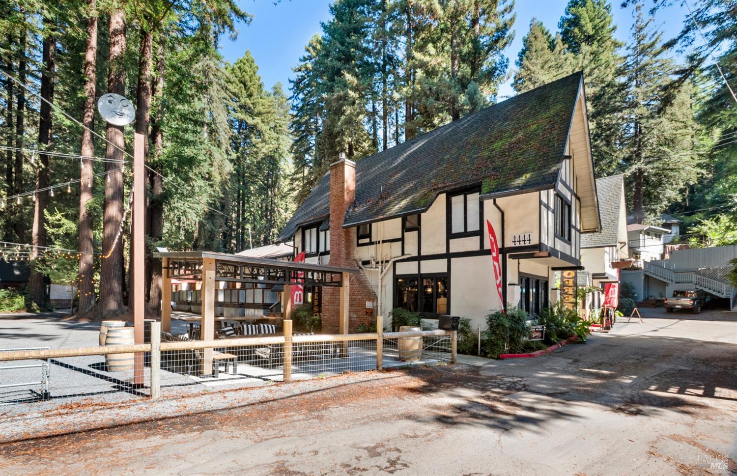 14872 Rotunda Way Guerneville CA 95446