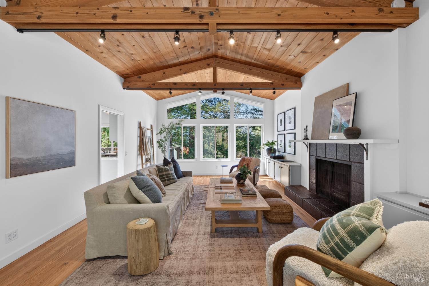 25 Elm Avenue Kentfield CA 94904