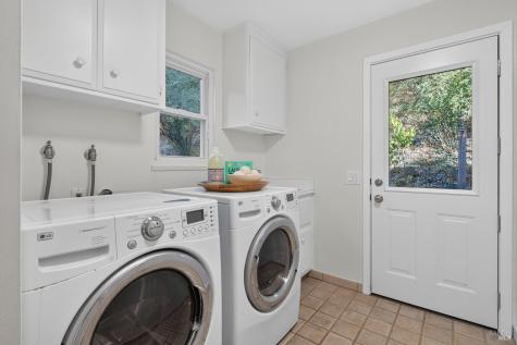 25 Elm Avenue Kentfield CA 94904