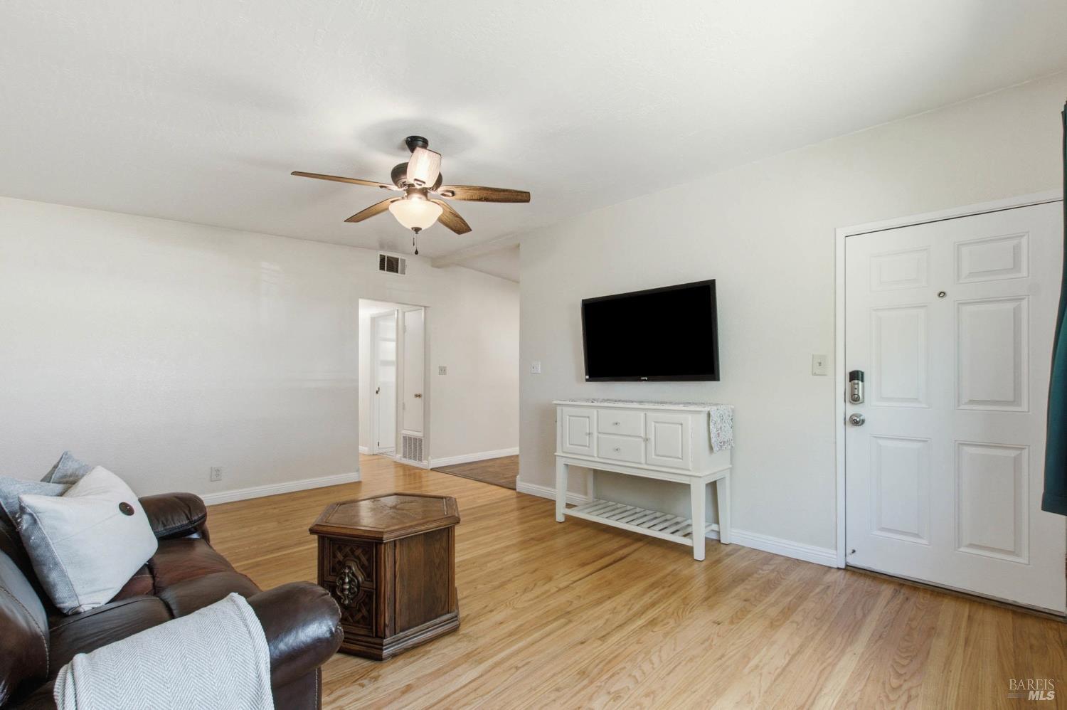 155 Donner Drive Vacaville CA 95687