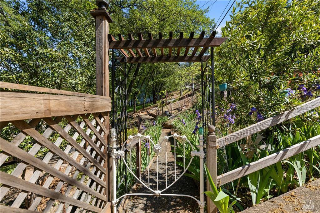 3062 Riviera Heights Drive Kelseyville CA 95451