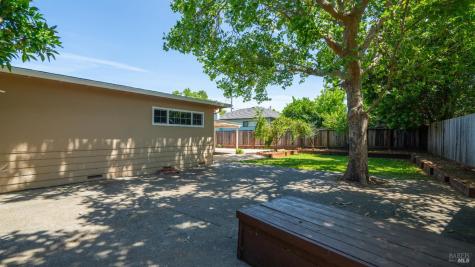 78 Allen Avenue Cloverdale CA 95425