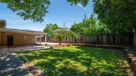 78 Allen Avenue Cloverdale CA 95425