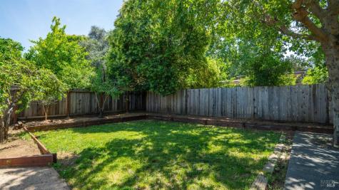78 Allen Avenue Cloverdale CA 95425
