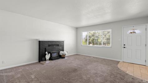 78 Allen Avenue Cloverdale CA 95425