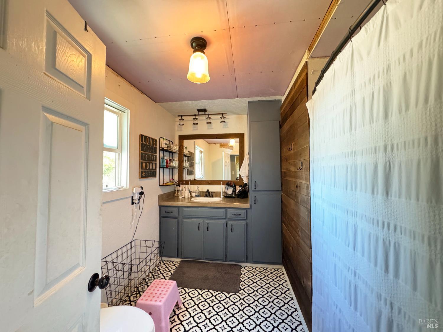 3981 Eastside Calpella Road Ukiah CA 95482