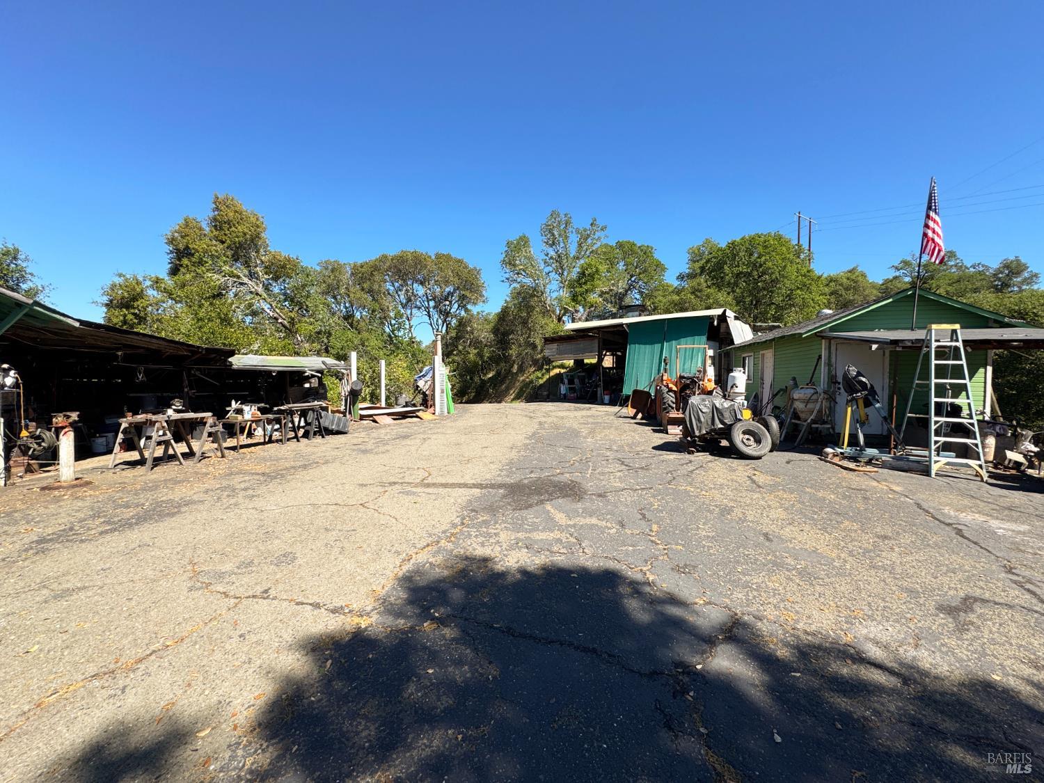 3981 Eastside Calpella Road Ukiah CA 95482