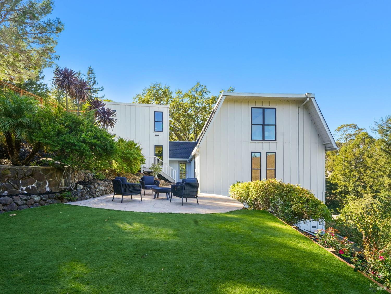 54 Wimbledon Way San Rafael CA 94901