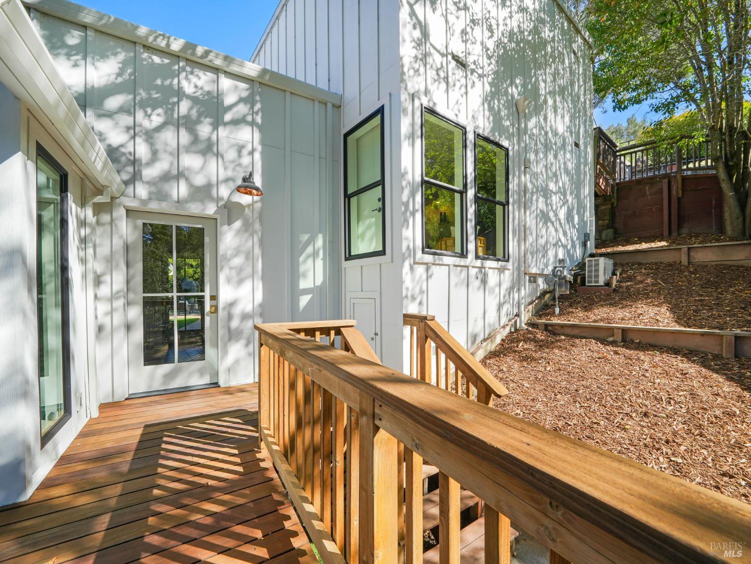 54 Wimbledon Way San Rafael CA 94901
