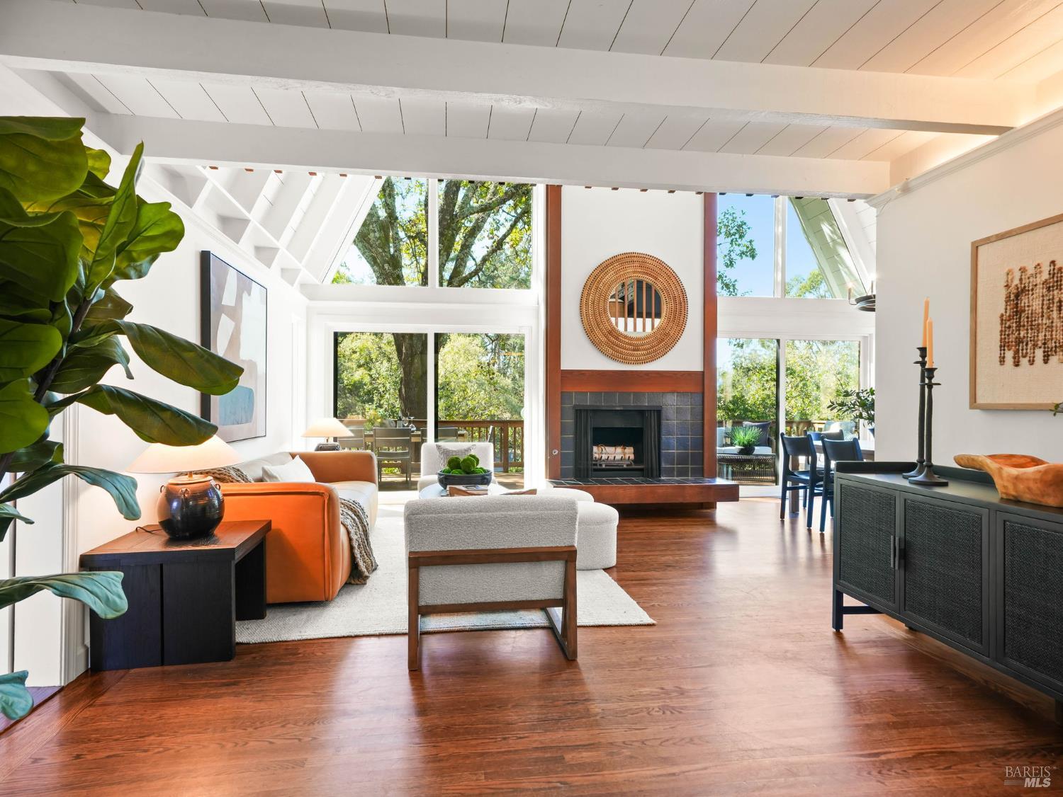 54 Wimbledon Way San Rafael CA 94901