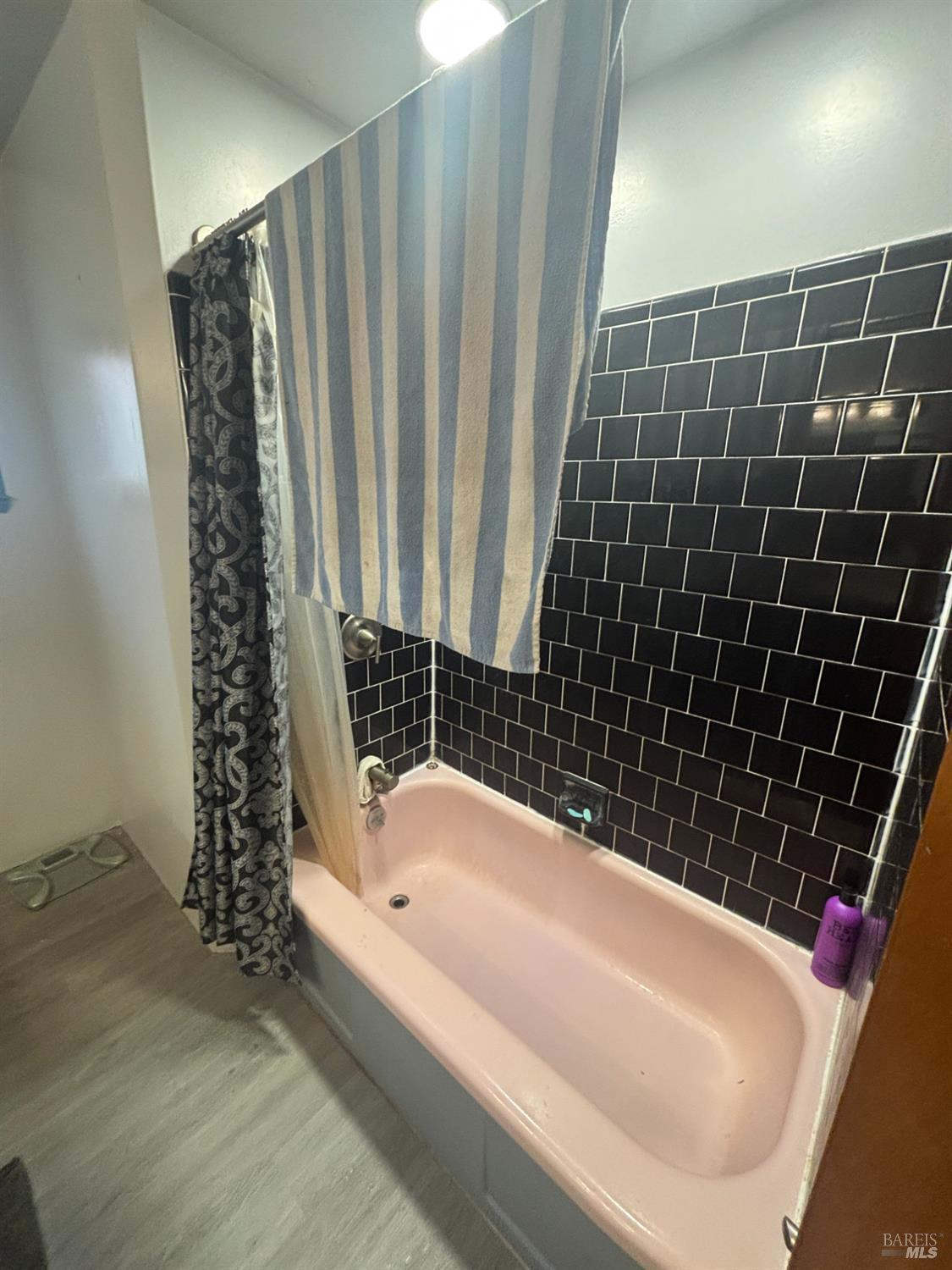 1064 Manor Road El Sobrante CA 94803