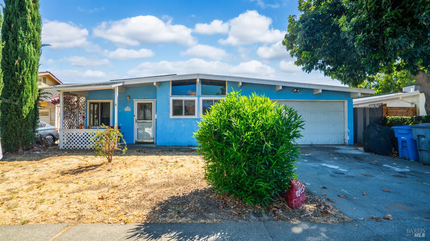 317 Grape Street Vacaville CA 95688