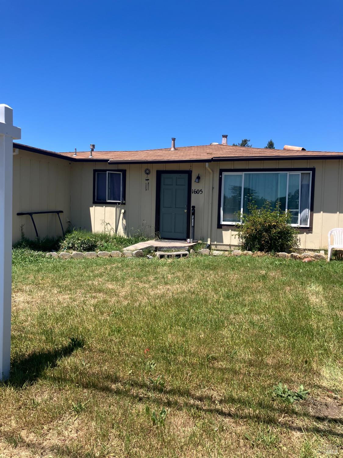 1605 Hearn Avenue Santa Rosa CA 95407