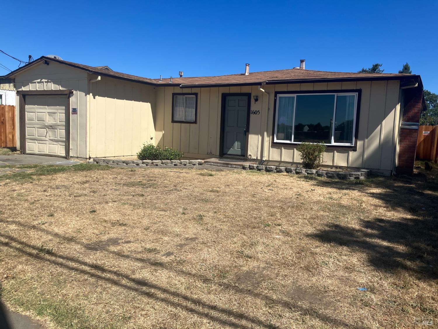 1605 Hearn Avenue Santa Rosa CA 95407