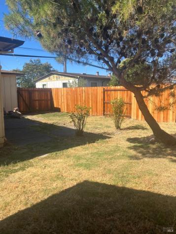 1605 Hearn Avenue Santa Rosa CA 95407