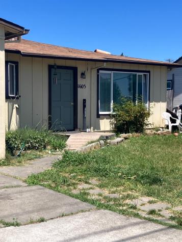 1605 Hearn Avenue Santa Rosa CA 95407