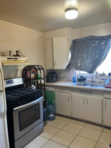 1605 Hearn Avenue Santa Rosa CA 95407