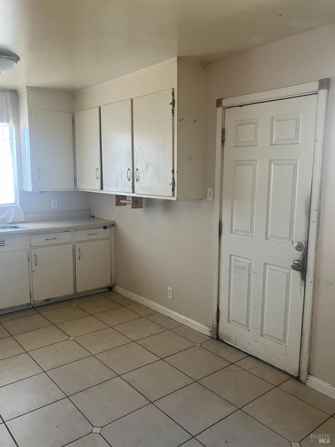 1605 Hearn Avenue Santa Rosa CA 95407
