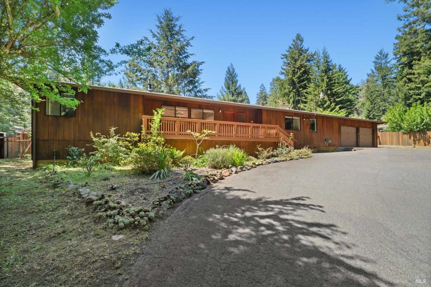 39100 Stargaze Drive Gualala CA 95445