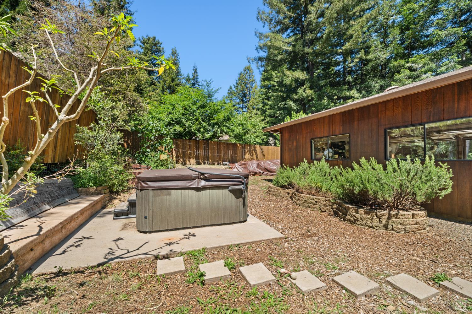 39100 Stargaze Drive Gualala CA 95445