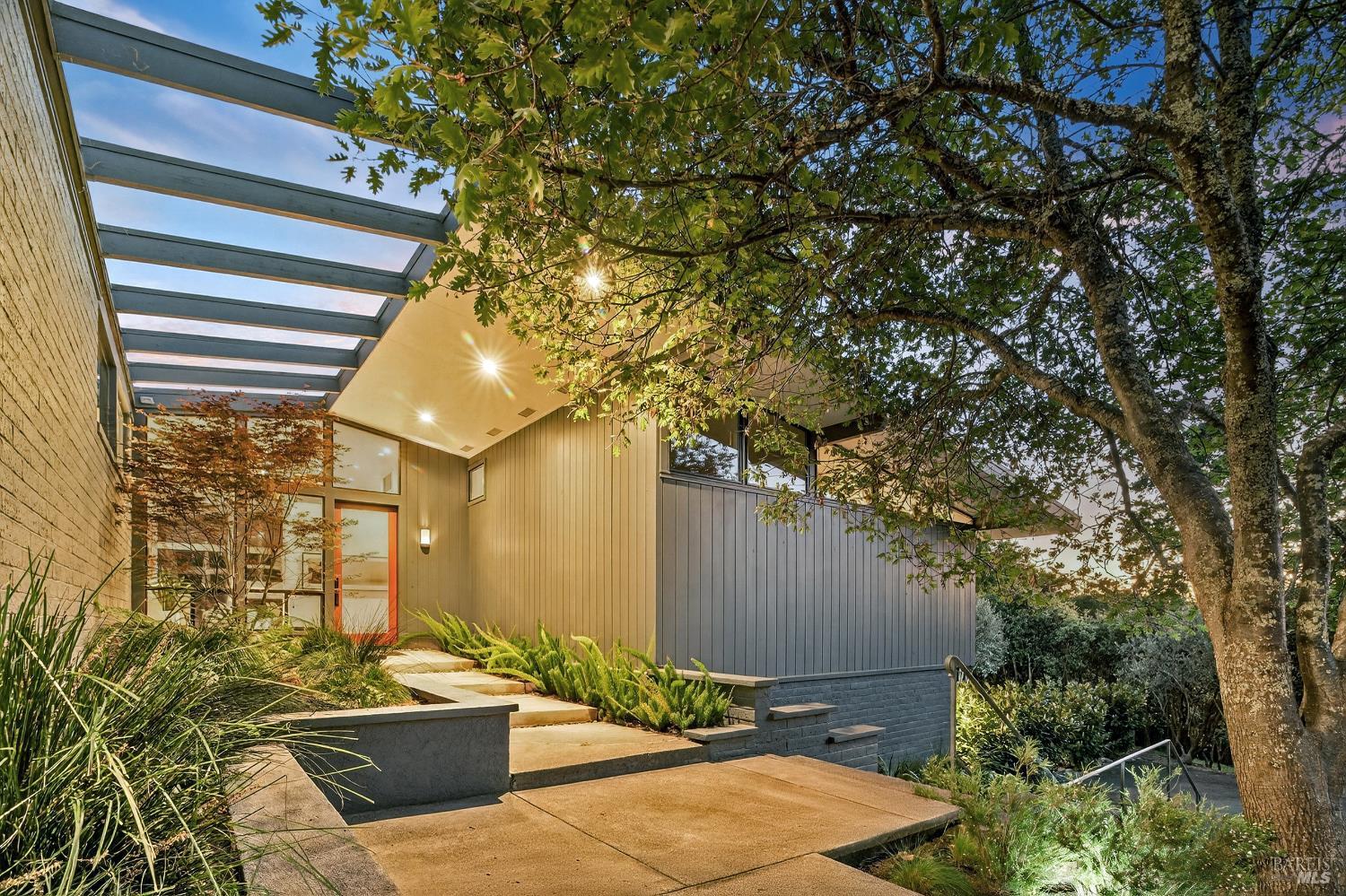 305 Ashlar Drive Napa CA 94558
