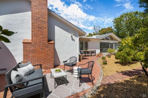 9 Sherwood Court Kentfield CA 94904