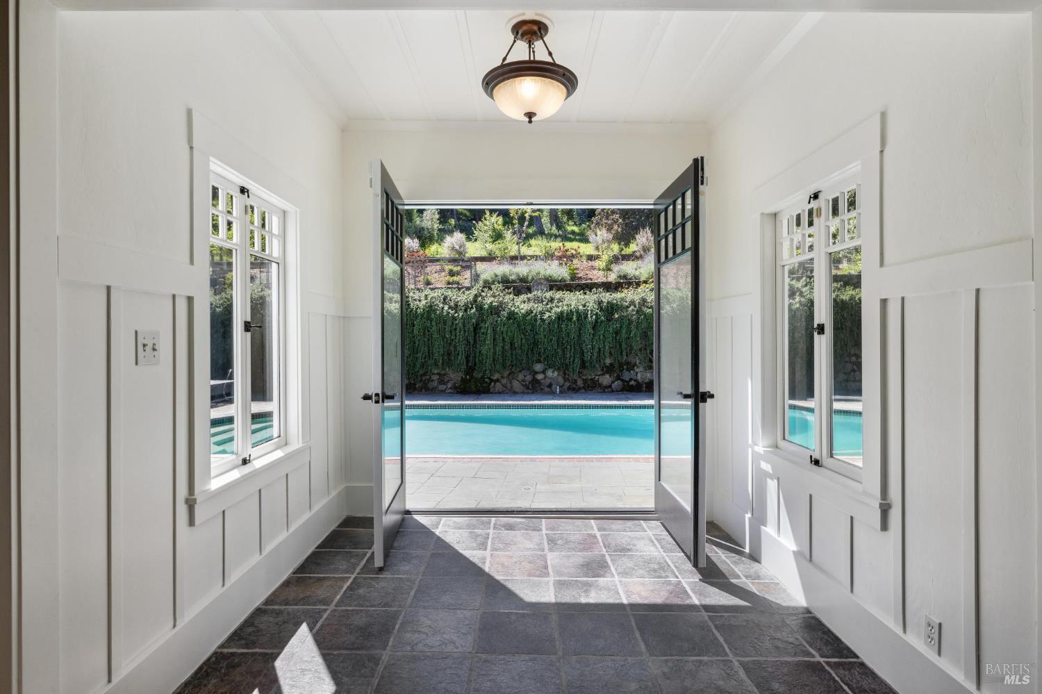 47 Main Drive San Rafael CA 94901