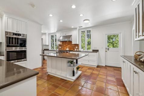 47 Main Drive San Rafael CA 94901