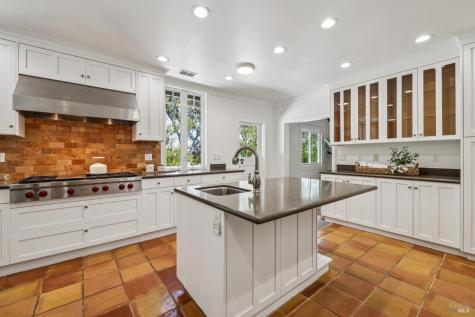 47 Main Drive San Rafael CA 94901